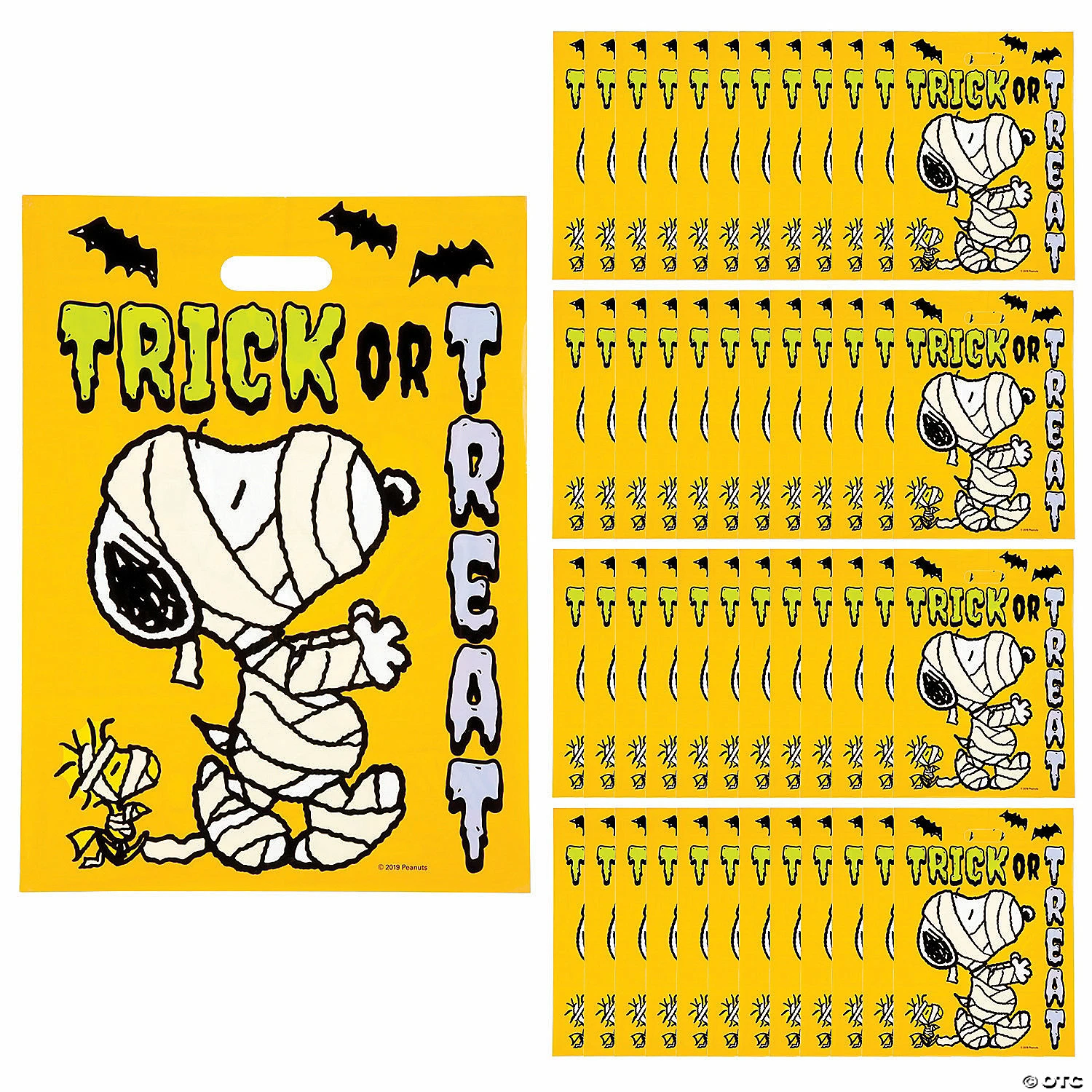 Cheap ๐ 12 1/2" x 17" Bulk Large Peanutsยฎ Snoopy ๐ Halloween Trick-Or-Treat Plastic Goody Bags - 50 Pc. ๐